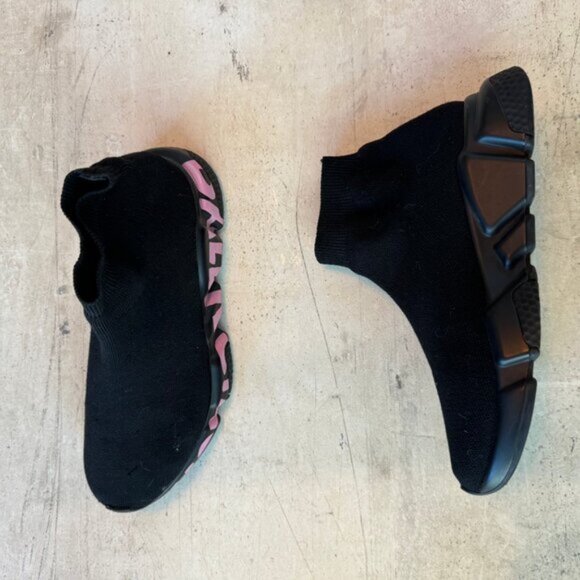 Balenciaga Speed Trainers (EU 39, US 9.5)  Lightly worn, excellent condition. - Picture 5 of 14